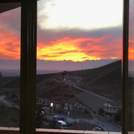 Langhe Belvedere Apartment モンフォルテ・ダルバ エクステリア 写真