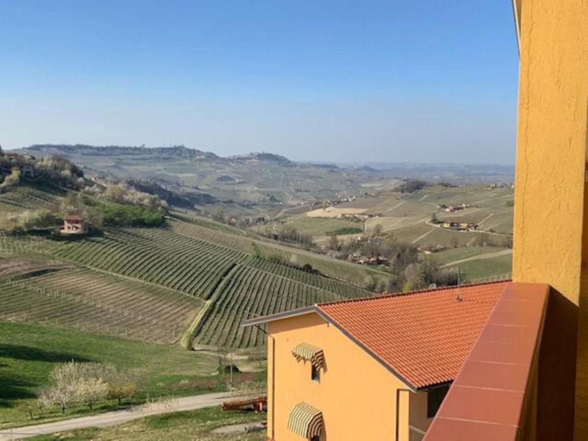 Langhe Belvedere Apartment モンフォルテ・ダルバ エクステリア 写真