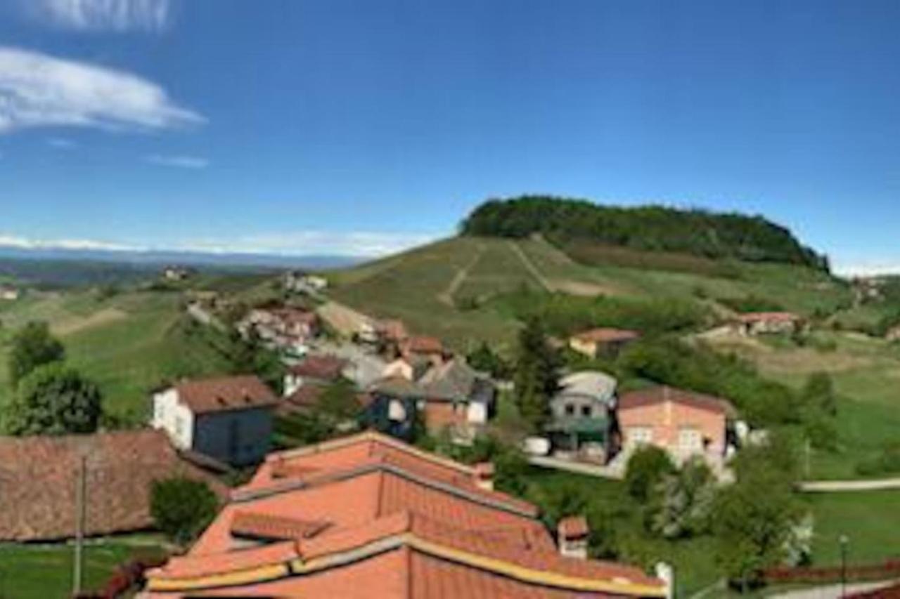 Langhe Belvedere Apartment モンフォルテ・ダルバ エクステリア 写真